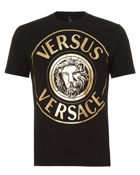 versus versace all over lion print t-shirt black gold|VERSUS Versace Black T.